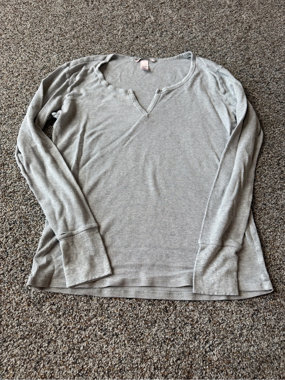 Victoria's Secret Gray Waffle Knit Thermal Long Sleeve Top Small Long